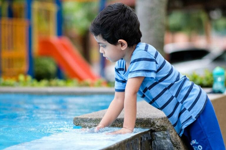 4 drowning prevention tips with Kidsaver